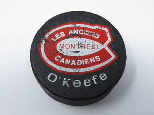 Vintage O'Keefe Les Anciens Montreal Canadiens Alumni NHL Viceroy Hockey Puck