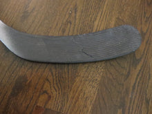 Load image into Gallery viewer, 2001 Very Lightly Used Original Silver Easton Synergy Hockey Stick Sakic Curve
