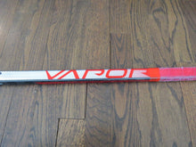Load image into Gallery viewer, 2022-23 Oskar Sundqvist Detroit Red Wings Game Used Bauer Hyperlite Hockey Stick