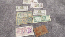 Load image into Gallery viewer, 10 Piece Mixed Lot International Obsolete Bank Notes! Defunct Currency Bolivia 