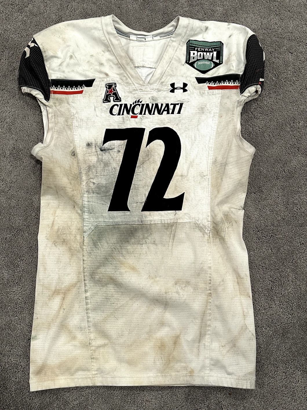 2022 James Tunstall Cincinnati Bearcats Fenway Bowl Game Used Worn NCAA Jersey