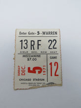 Load image into Gallery viewer, 12/5/71 LA Kings Chicago Blackhawks NHL Hockey Ticket -Hull 2G Smith SO Maki 5Pt