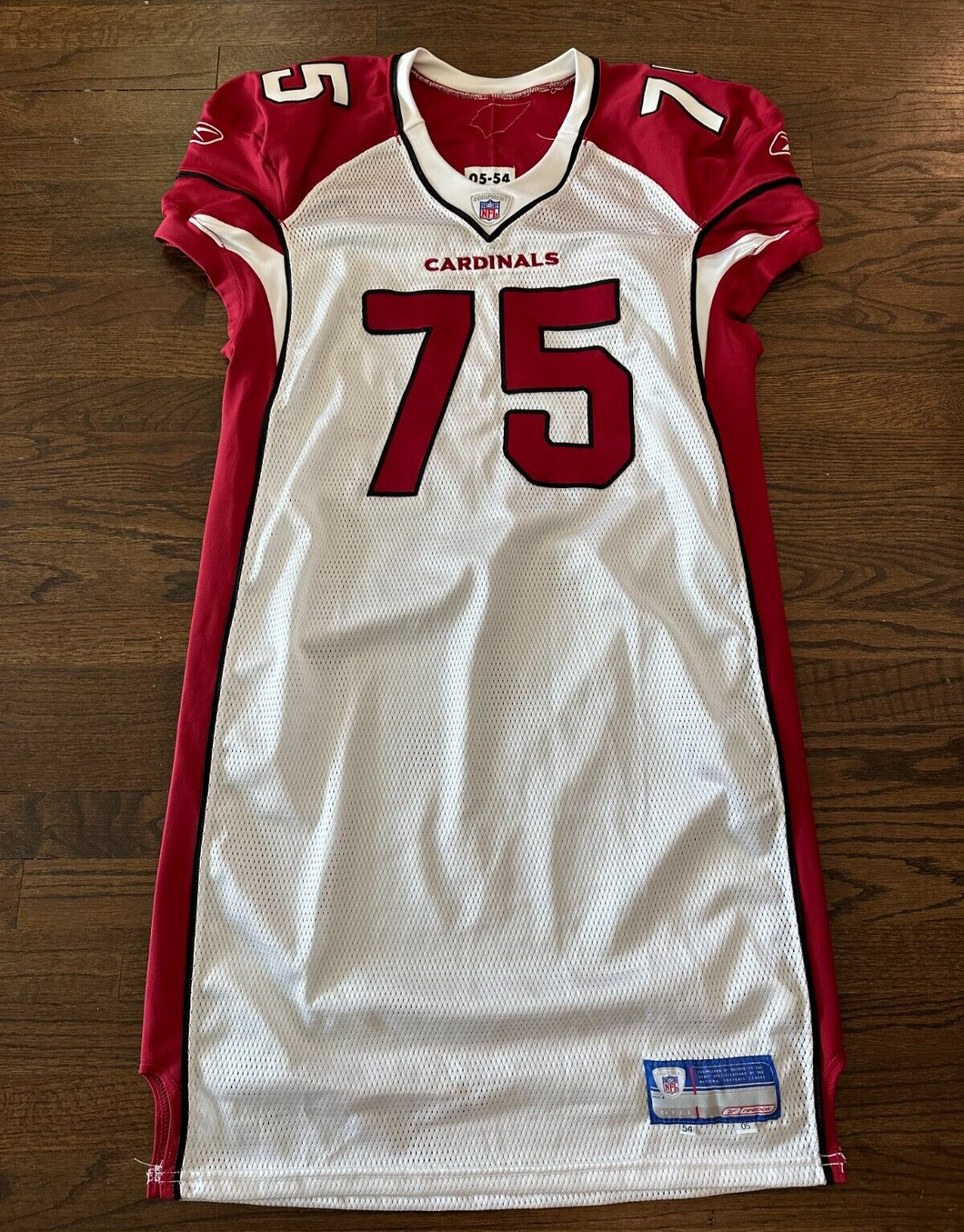 2005 Leonard Davis Arizona Cardinals Game Used Issued NFL Football Jersey Texas