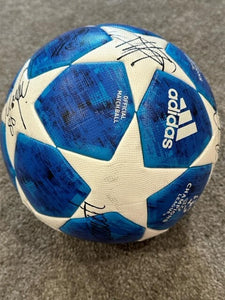 2018-19 Match Used Galatasaray UEFA Champions League Team Signed Soccer Ball