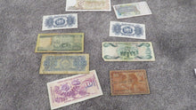 Load image into Gallery viewer, 10 Piece Mixed Lot International Obsolete Bank Notes! Defunct Currency Bolivia 