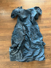 Load image into Gallery viewer, 1997 Titanic Screen Worn Authentic Movie Used Dummy Dress Planet Hollywood COA
