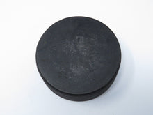Load image into Gallery viewer, 1980&#39;s Los Angeles Kings Official Viceroy Souvenir Puck Not Used