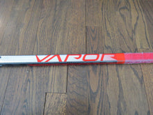 Load image into Gallery viewer, 2022-23 Oskar Sundqvist Detroit Red Wings Game Used Bauer Hyperlite Hockey Stick