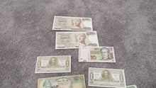 Load image into Gallery viewer, 10 Piece Mixed Lot International Obsolete Bank Notes! Defunct Currency Bolivia 